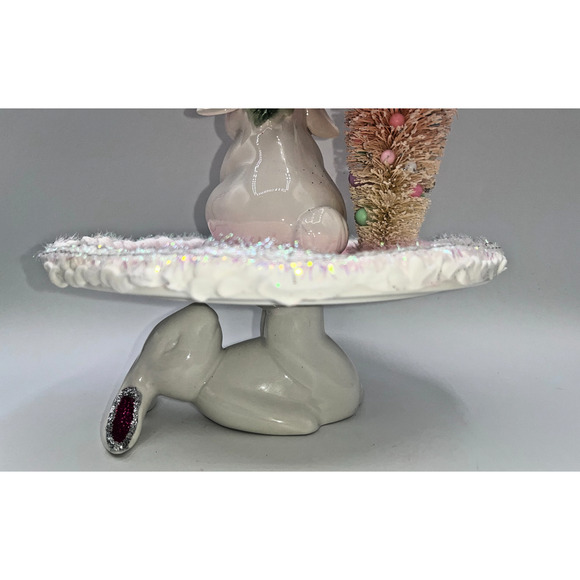 Vintage Ceramic Bunny Sitting on Cake Stand Bottle Brush Carrott Tree Flower Hat - Picture 15 of 16